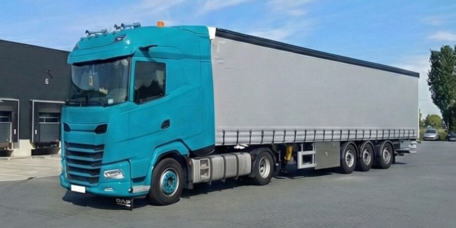 <b style=color:#f8b858;>Attention !</b> La voie d’accès doit être adaptée aux camions